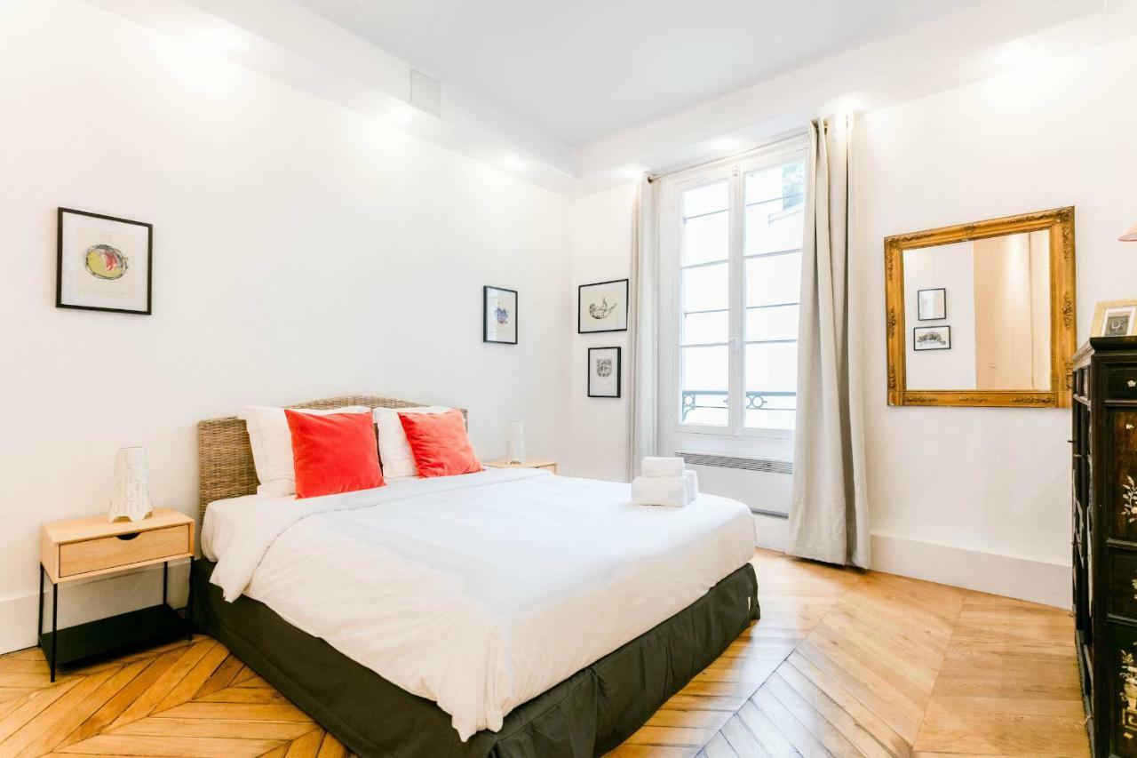 Private Apartment - Eiffel Tower - Ecole Militaire *