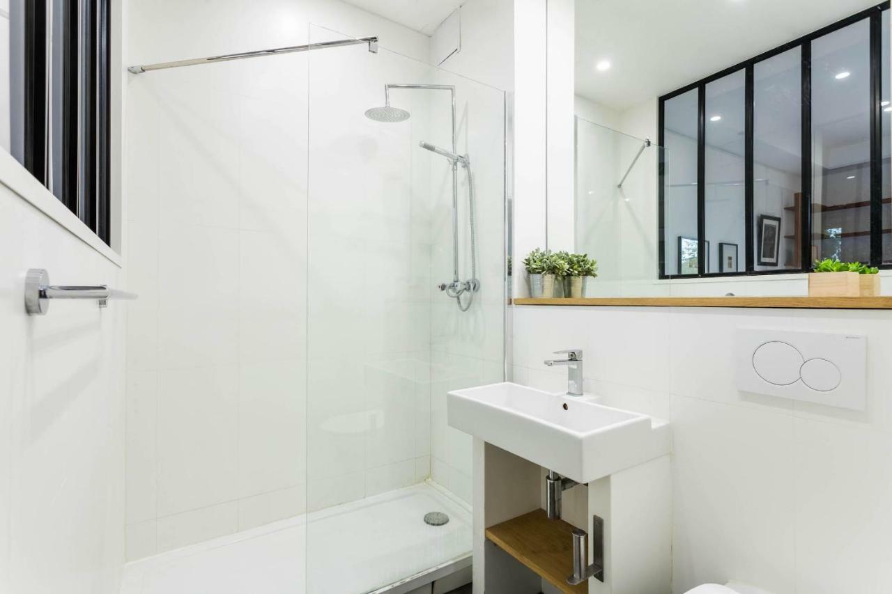 Private Apartment - Eiffel Tower - Ecole Militaire Paris